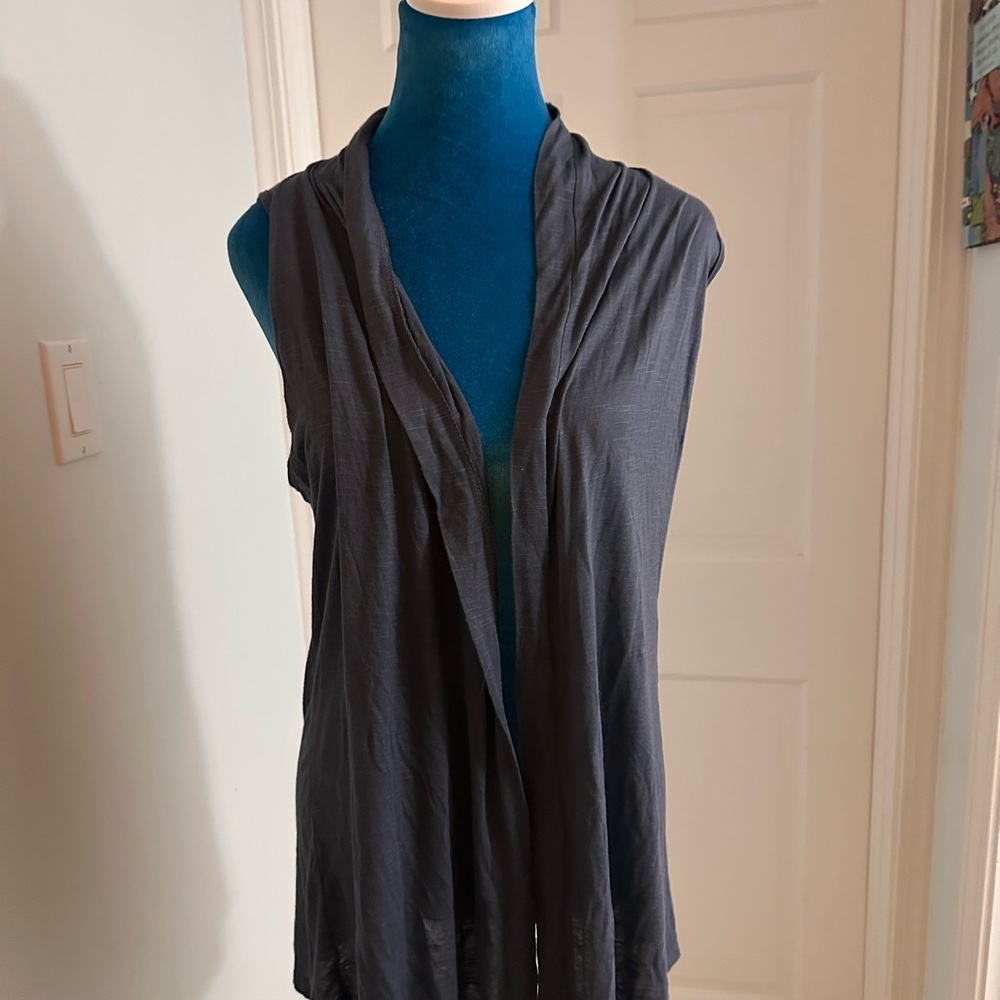 Women's Sleeveless Charcoal Tunic